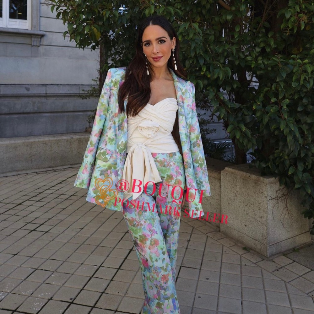 BLOGGERS FAV ZARA FLORAL PRINTED BLAZER - Picture 10 of 16